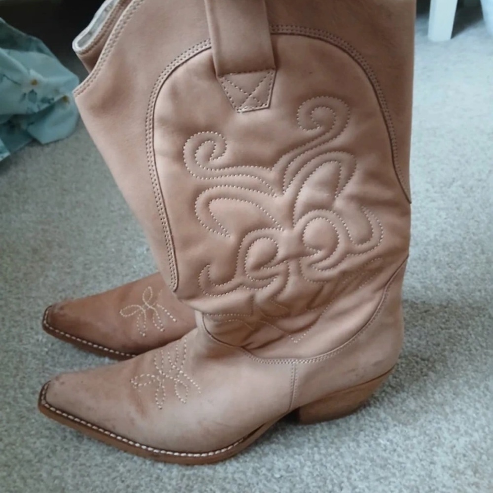 Nine West Tan Embroidered Heeled Boots